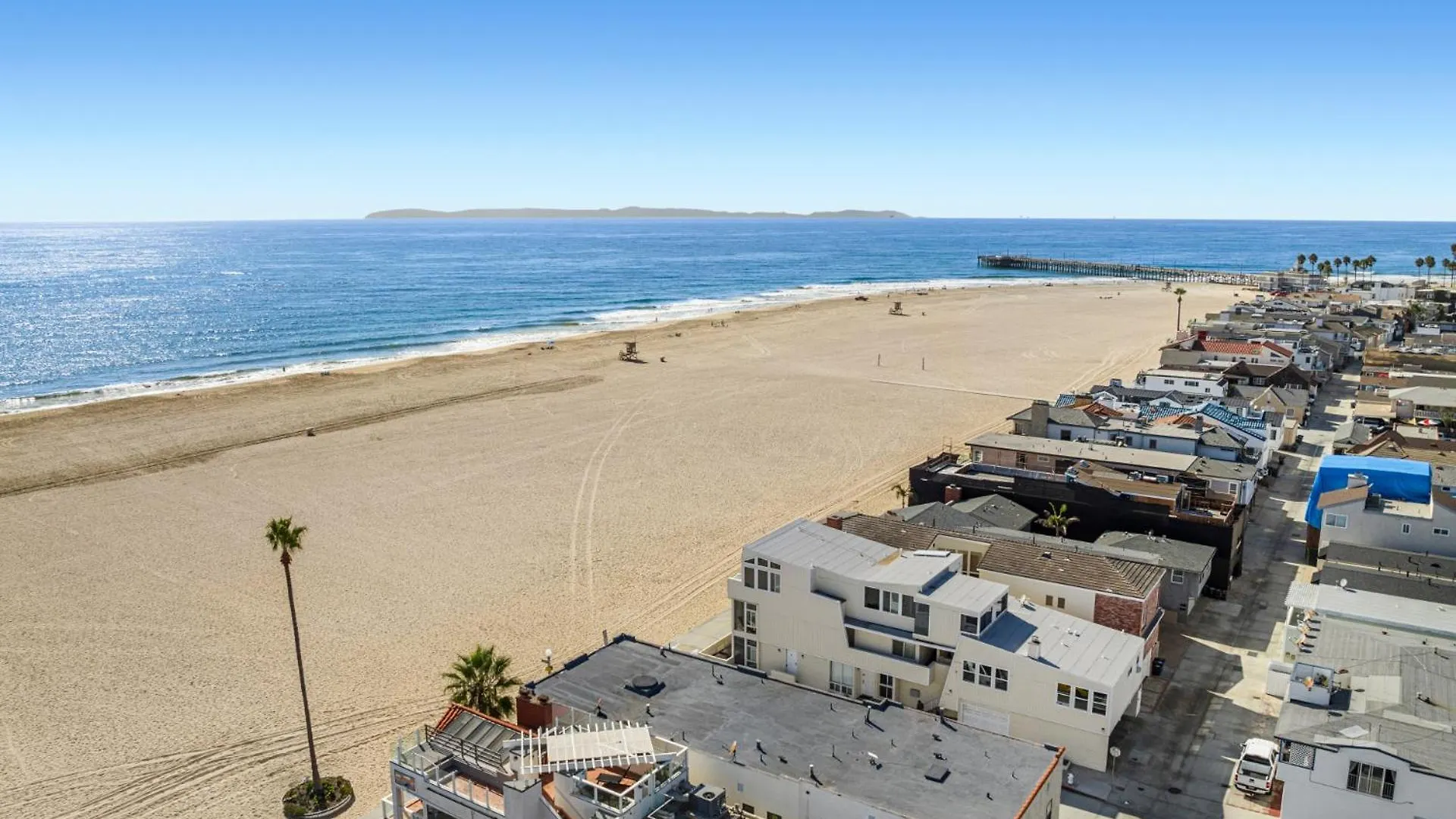 1628 West Oceanfront Oasis 1 Apartment Newport Beach